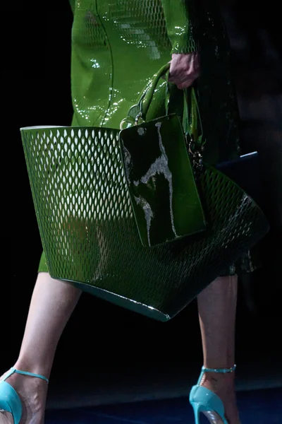 Look 7